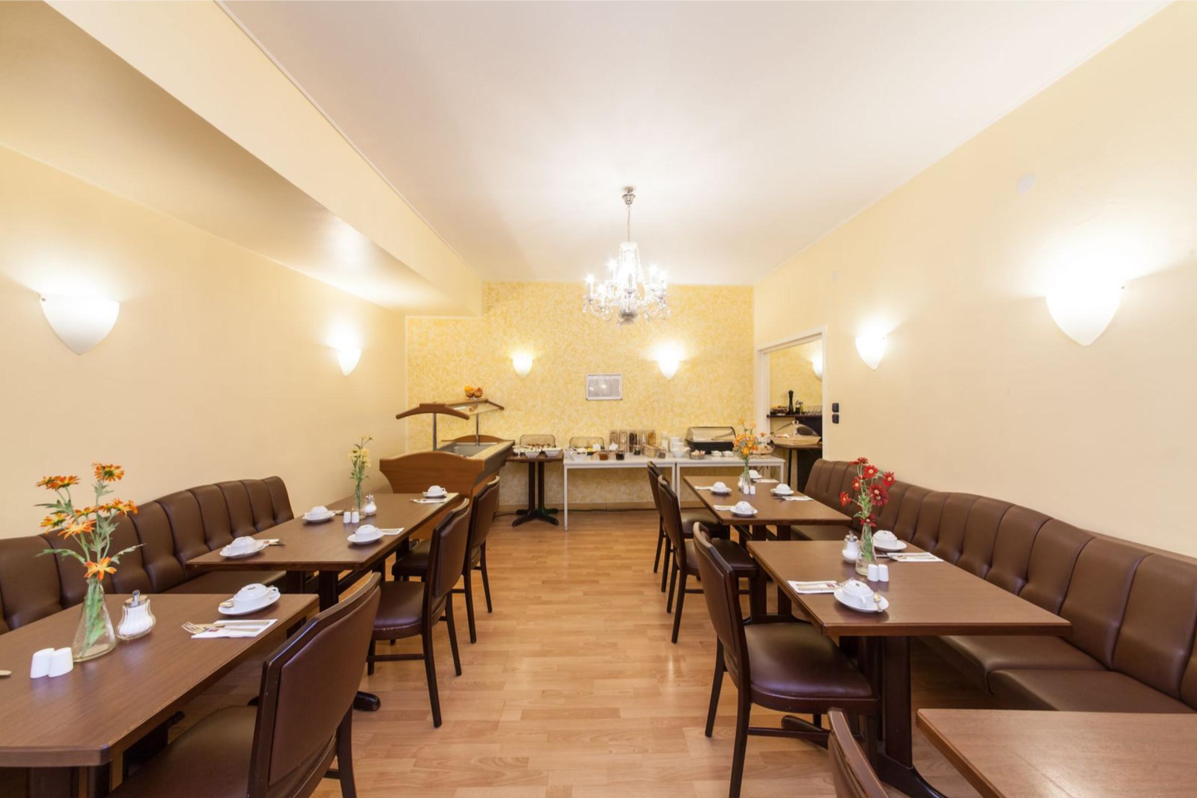 Hotel An Der Oper 3*
