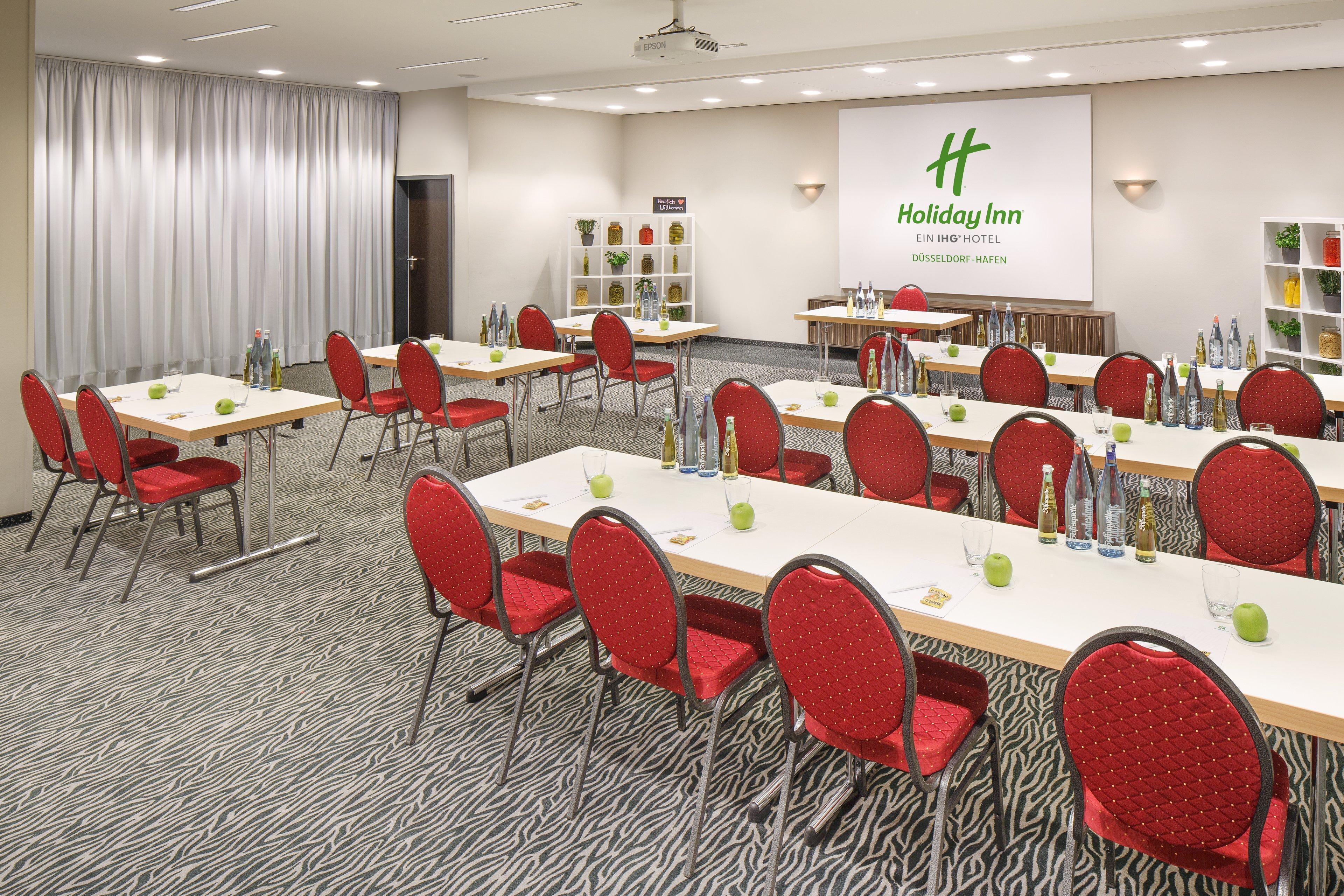 Hotel Holiday Hafen, An Ihg 4*