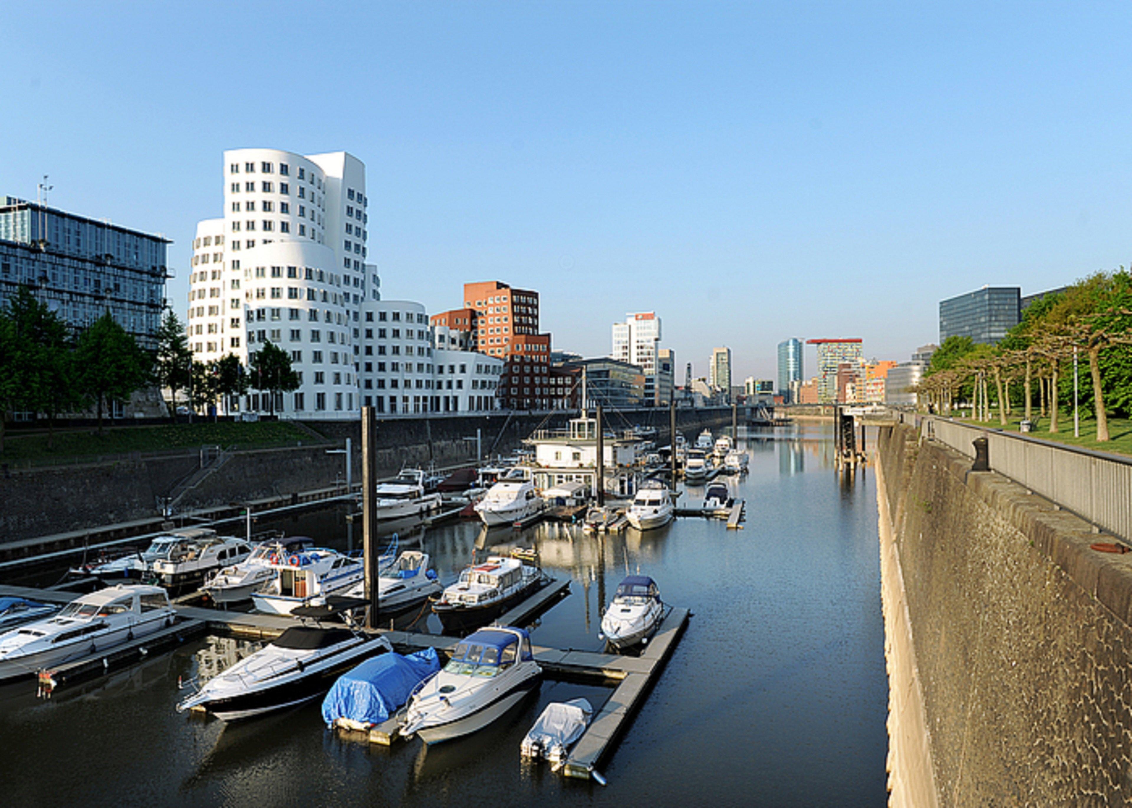 Hotel Holiday Hafen, An Ihg Dusseldorf