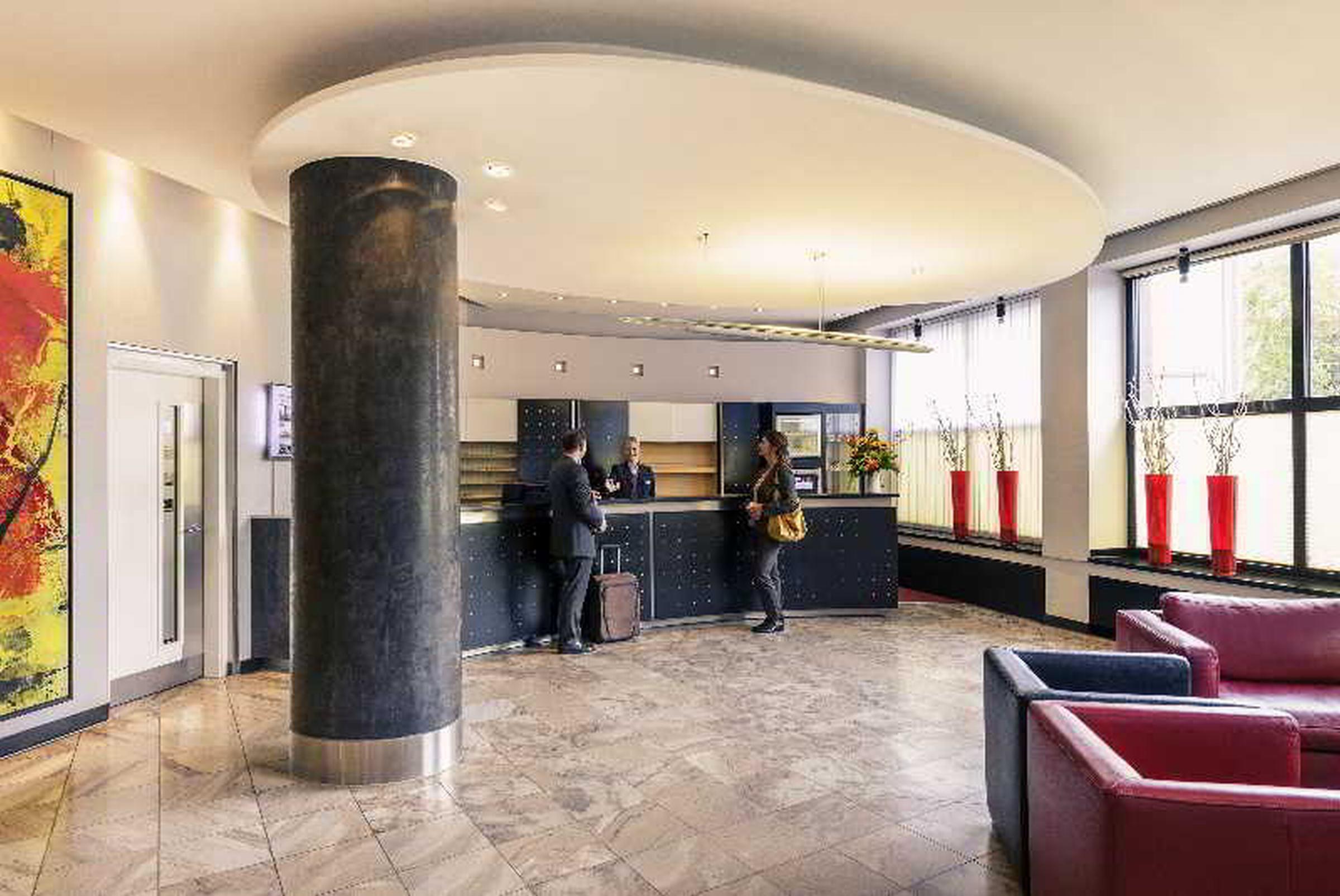 Mercure City Center 4*