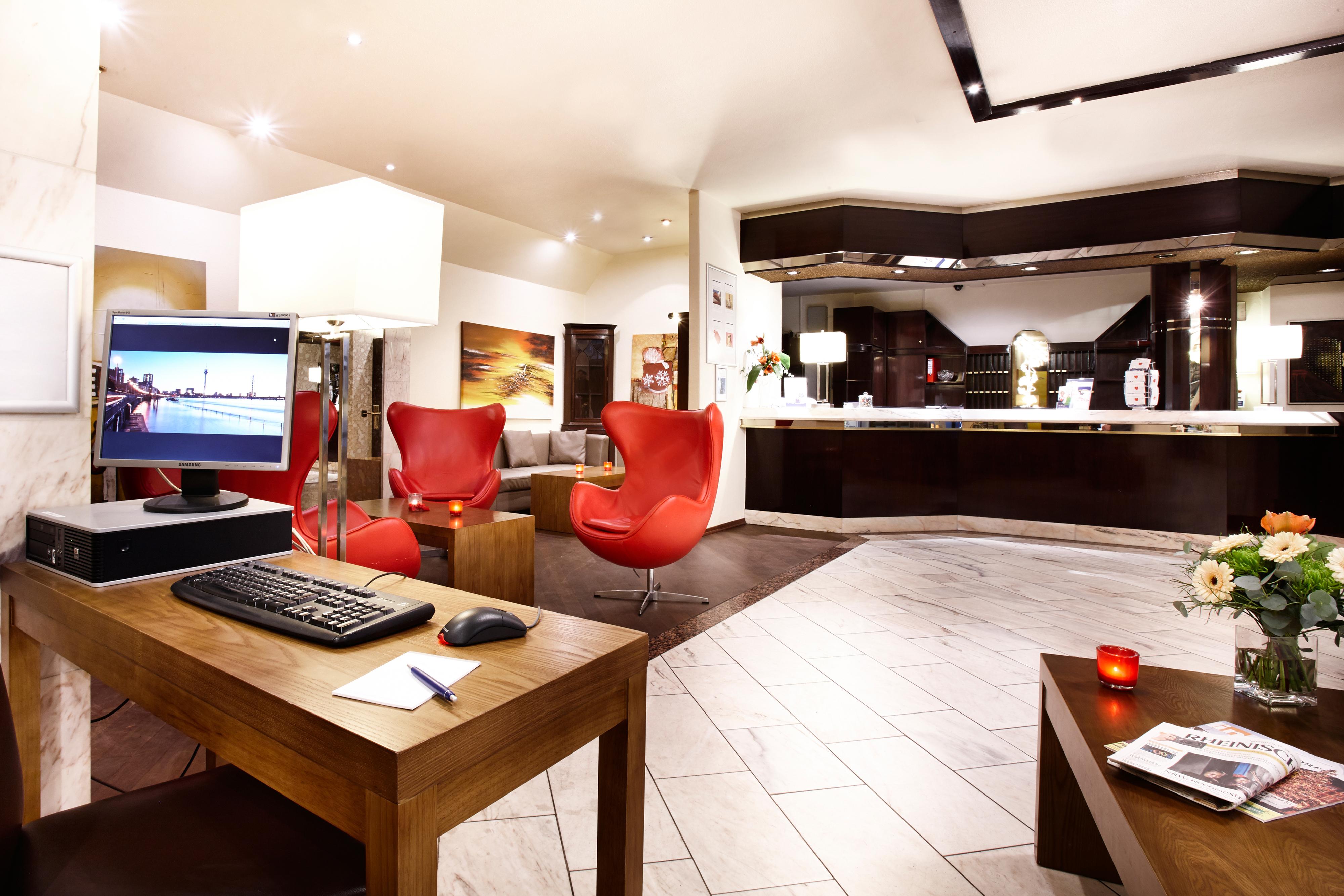 City By Tulip Hotel 4*