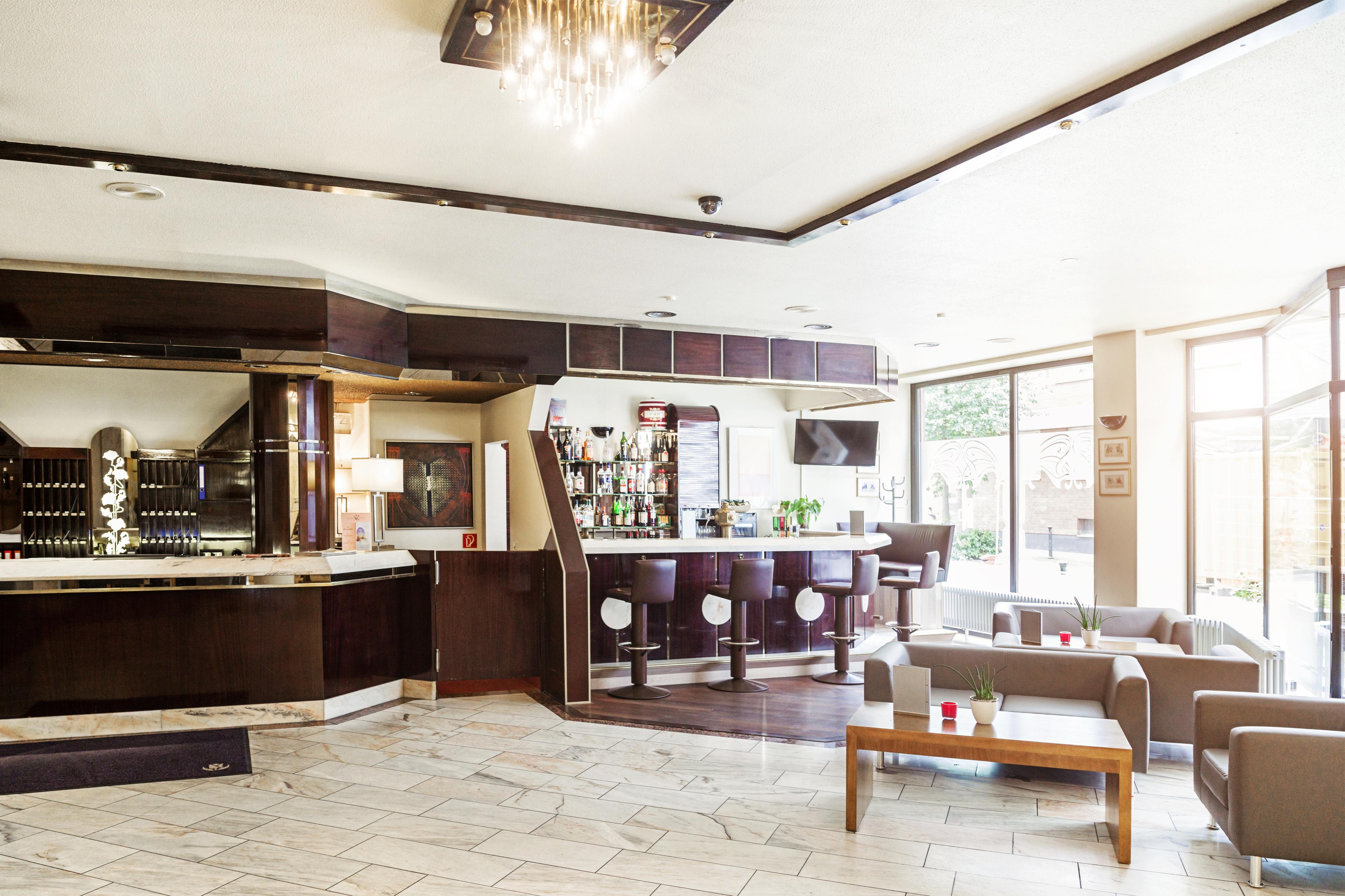 Hotel City By Tulip 4*
