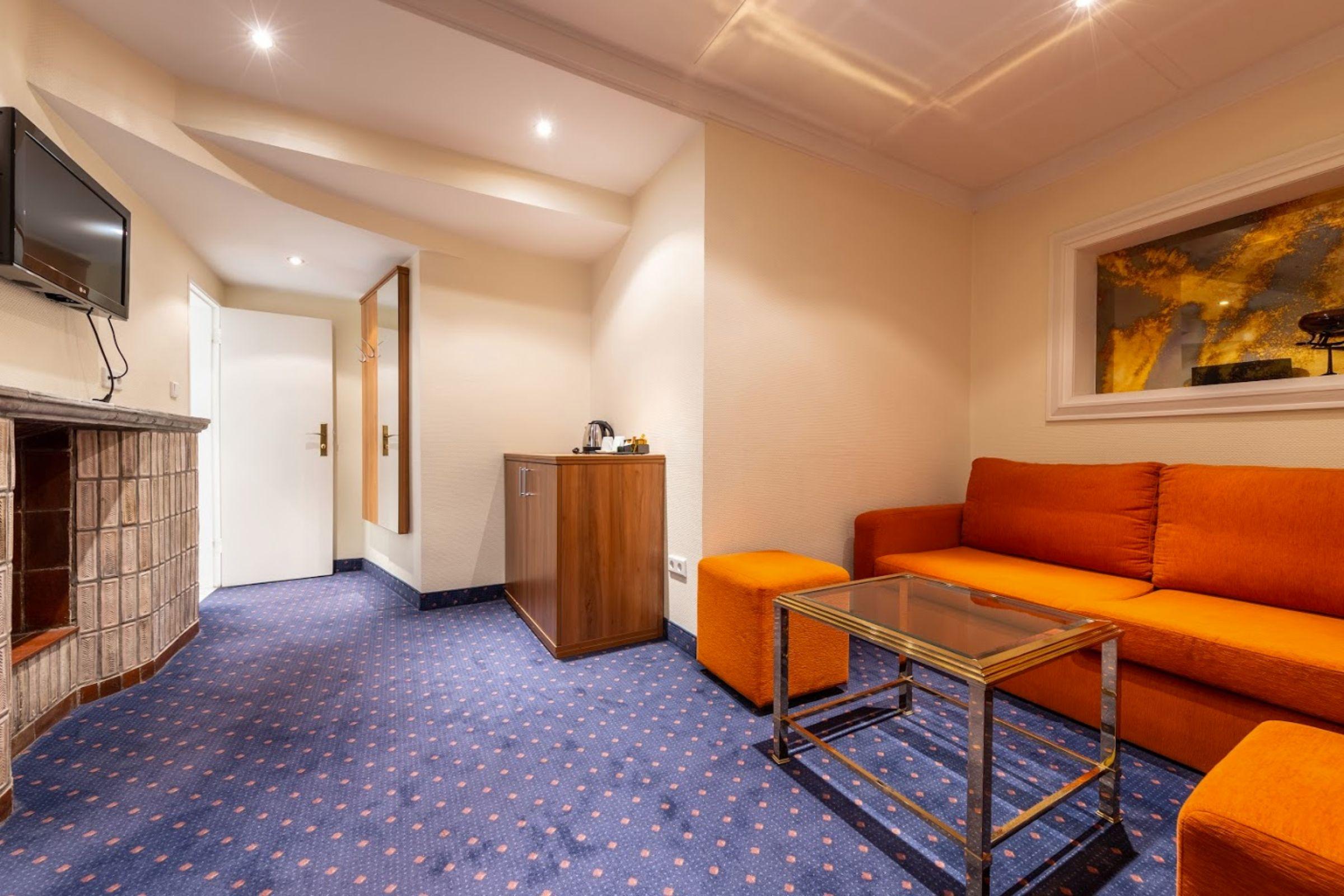 Trip Uebachs Hotel Dusseldorf