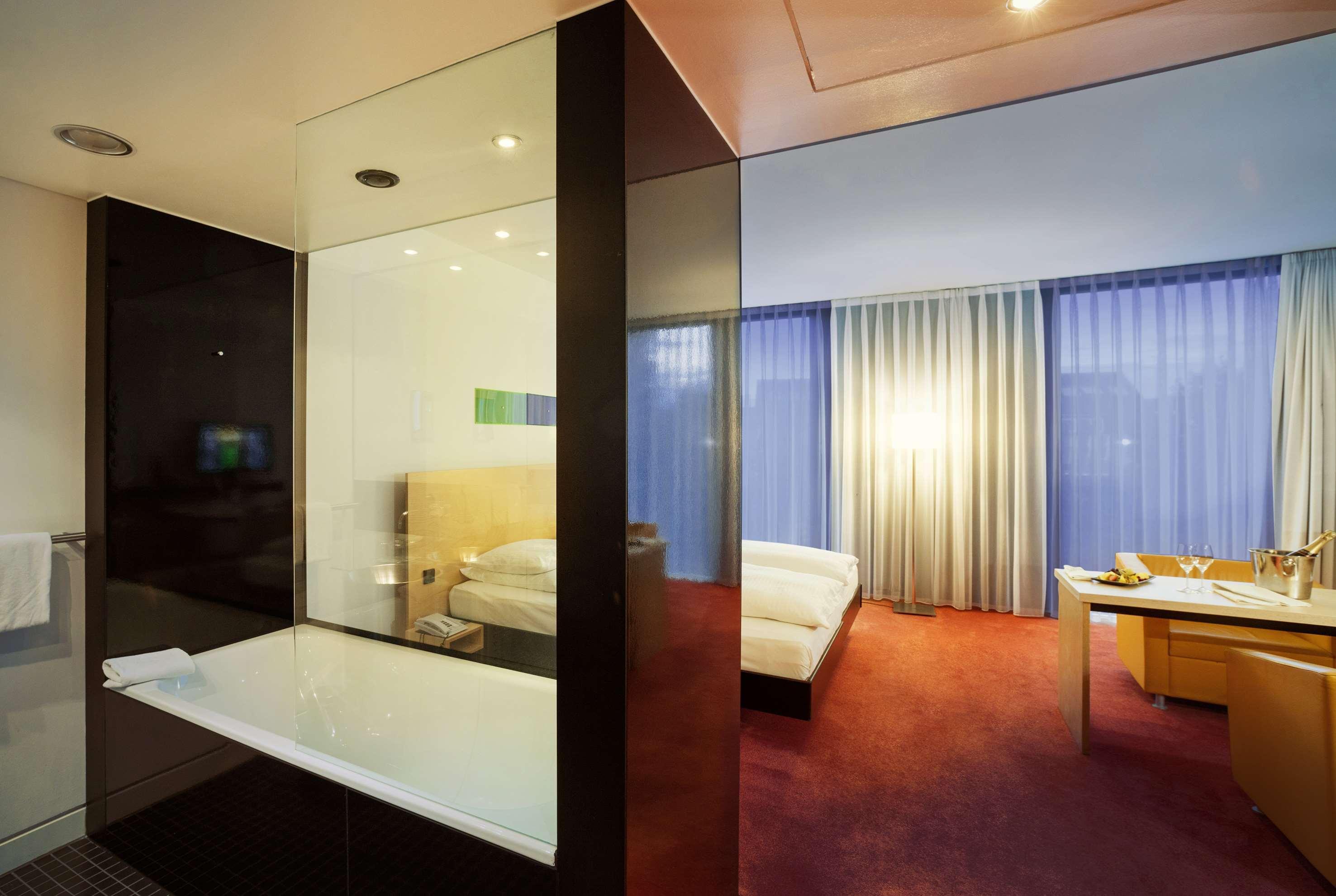 Innside By Melia Seestern Dusseldorf