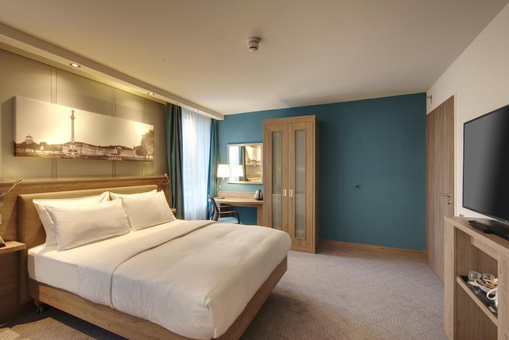 Hampton By Hilton Centre 3*