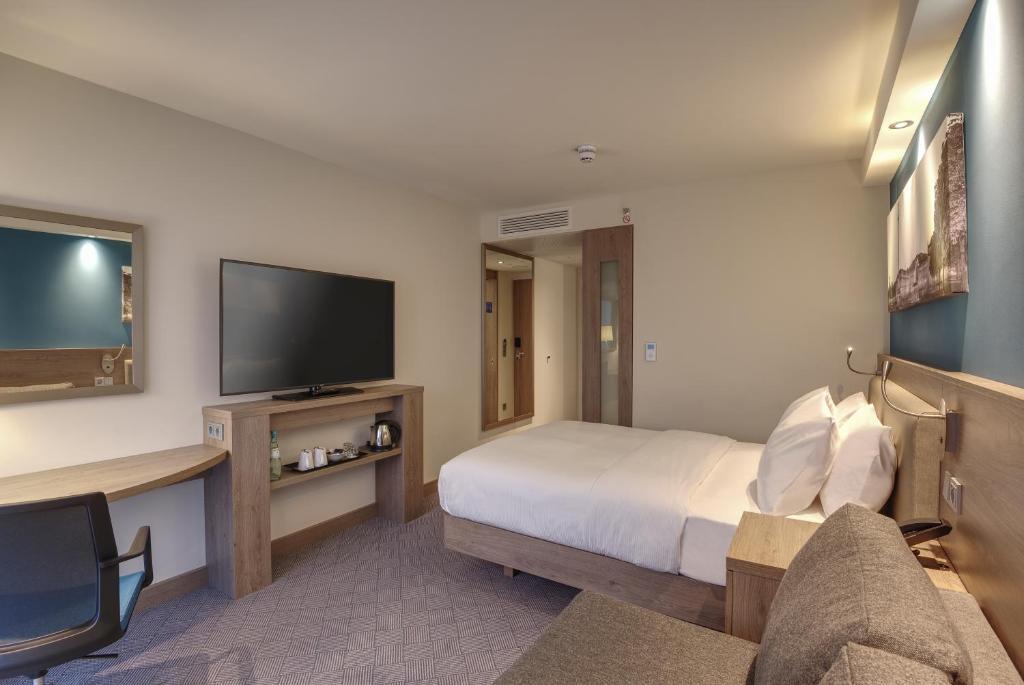 Hampton By Hilton Centre Hotel