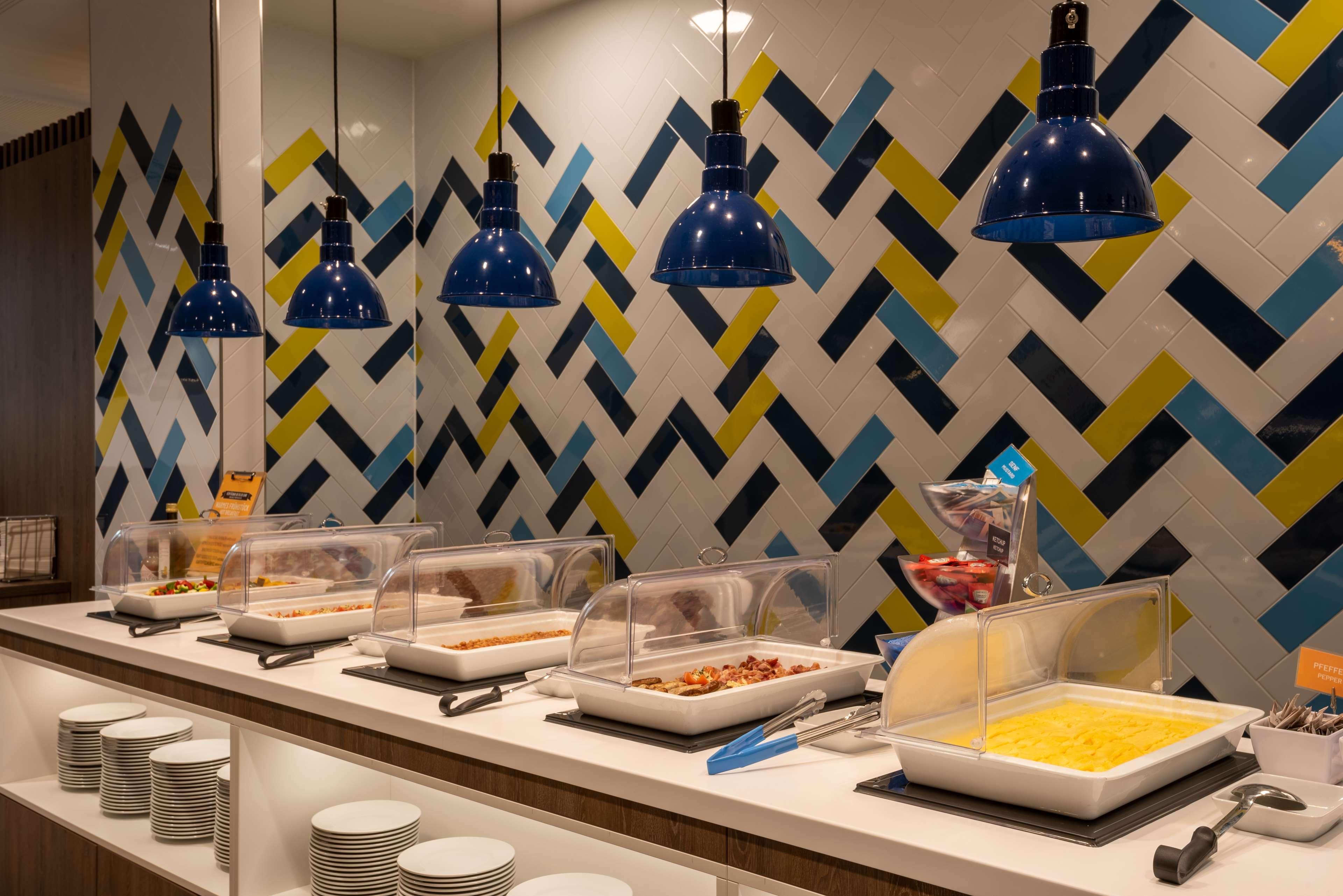 Hampton By Hilton Centre 3* Dusseldorf