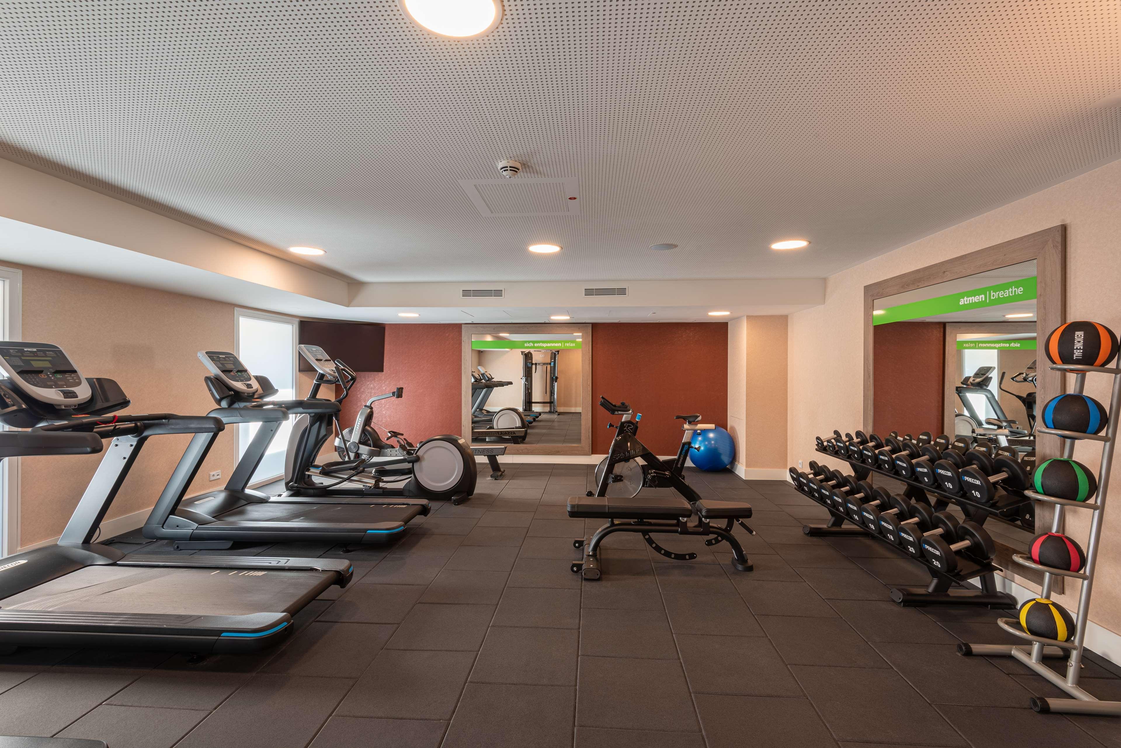 Hampton By Hilton Centre Hotel Dusseldorf