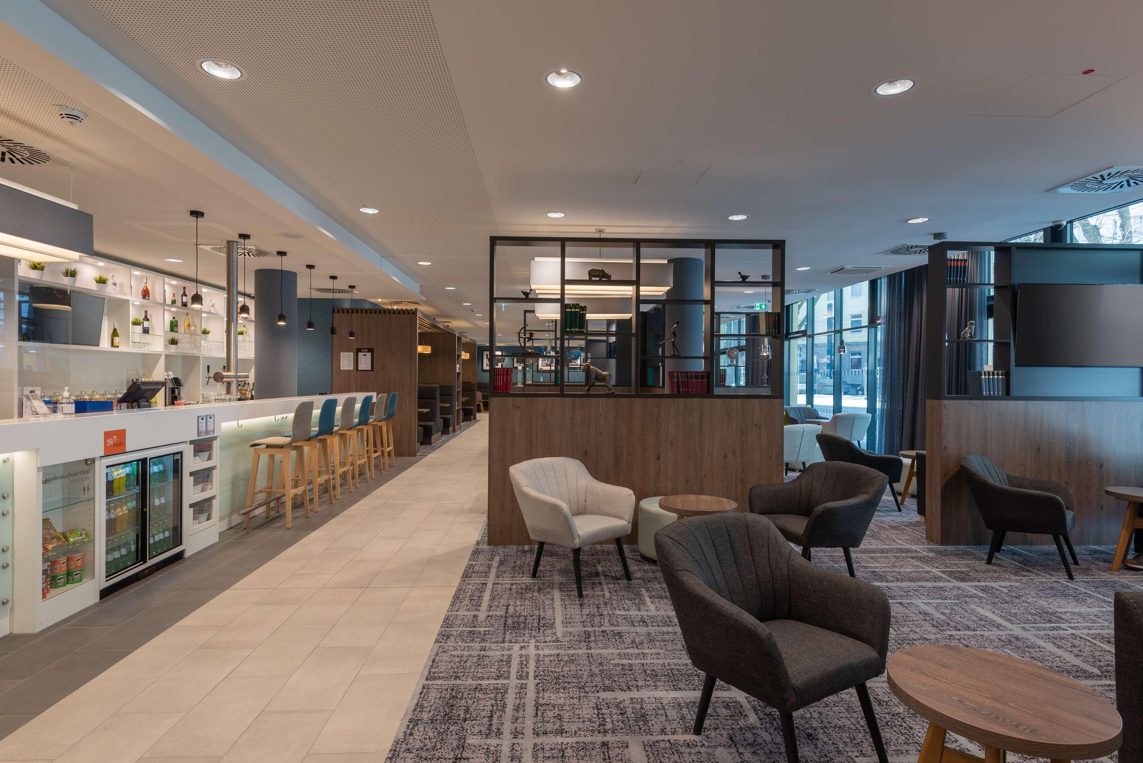Hampton By Hilton Centre 3*