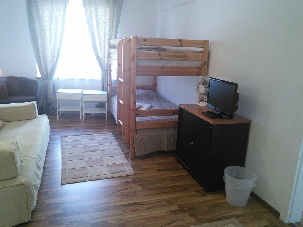 Messewohnung In Rath * Düsseldorf