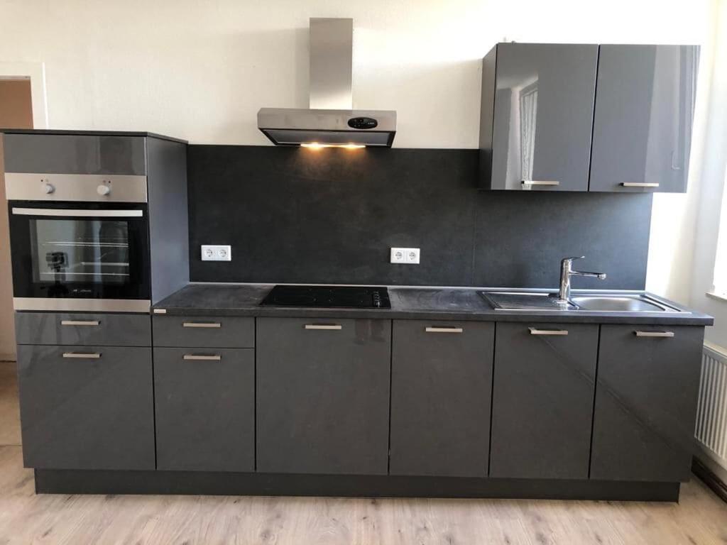 Studio M - Stylish Central City Business For 5 Guests Dusseldorf