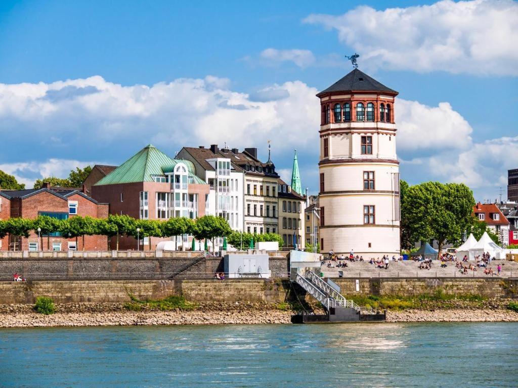 Studio M - Stylish Central City Business For 5 Guests * Düsseldorf