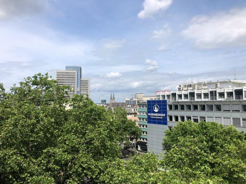 In Der Nahe Von Der Konigsallee Dusseldorf