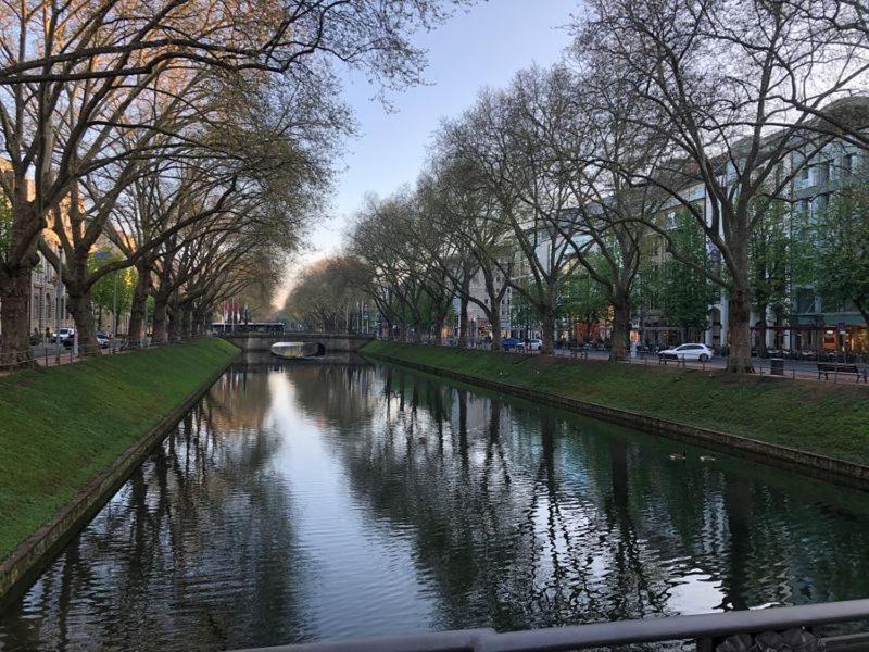 Apartment In Der Nahe Von Der Konigsallee Dusseldorf