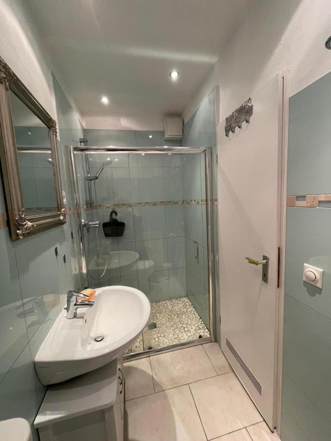 Apartment In Dusseldorf-nord Dusseldorf