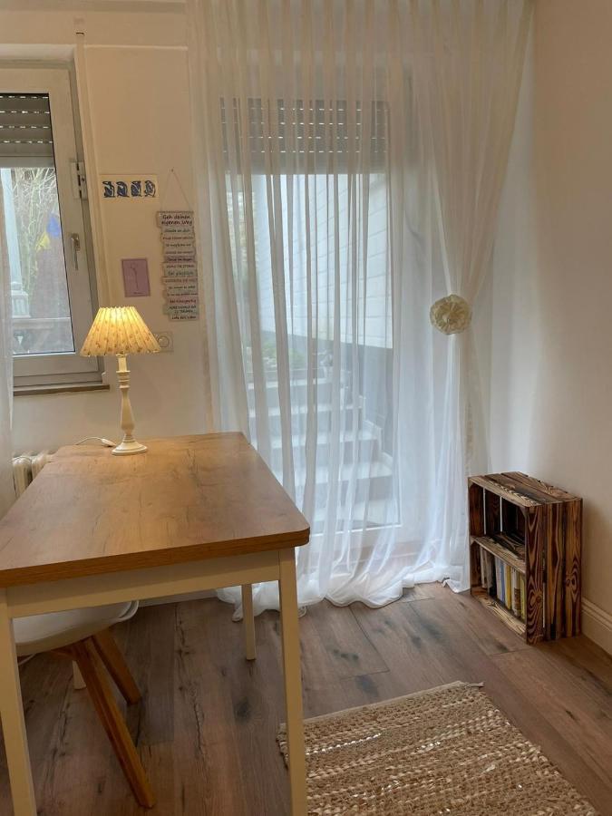 In Dusseldorf-nord Apartment *