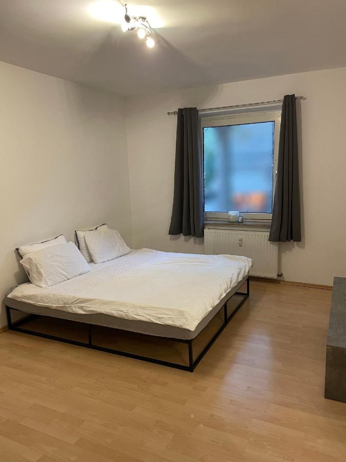 Zentrale Zweizimmerwohnung Apartment Dusseldorf