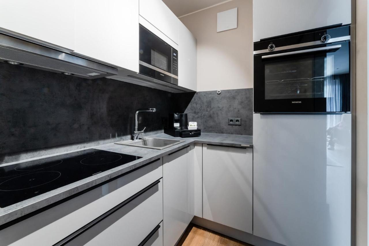 Fourty Three Luxury Serviced 5*