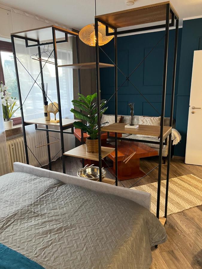 Airport Messe Appartement *