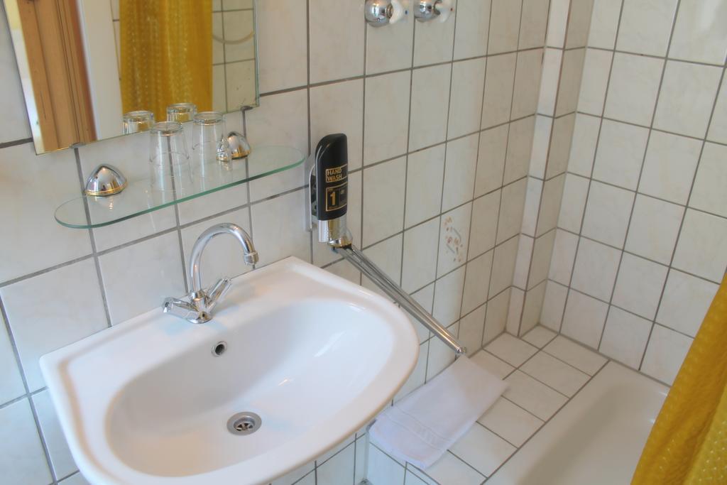 Hotel Bejuna 3*