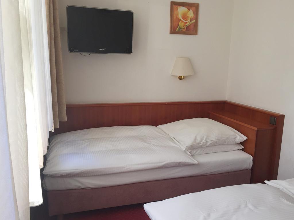 Bismarck 3* Düsseldorf