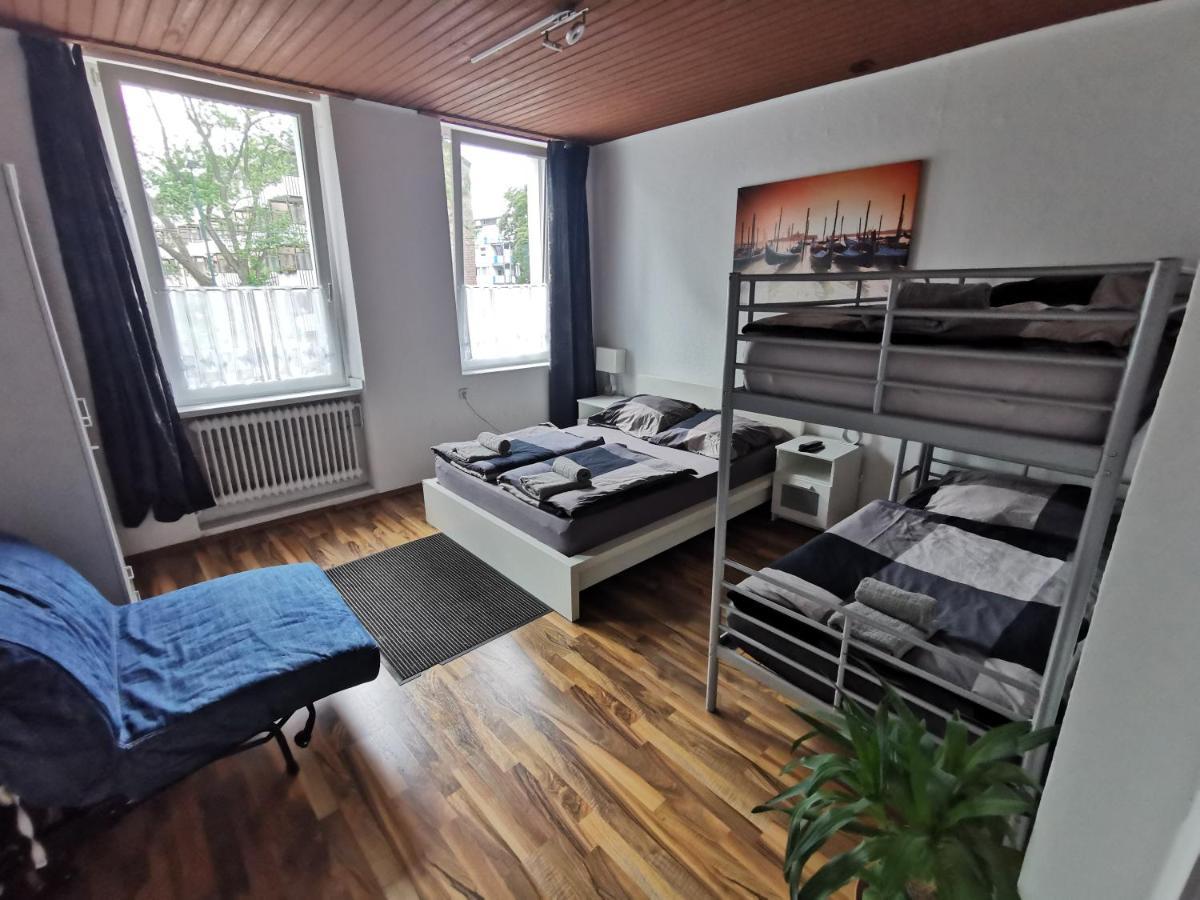Eva's - Self Check-in & Only Private * Dusseldorf