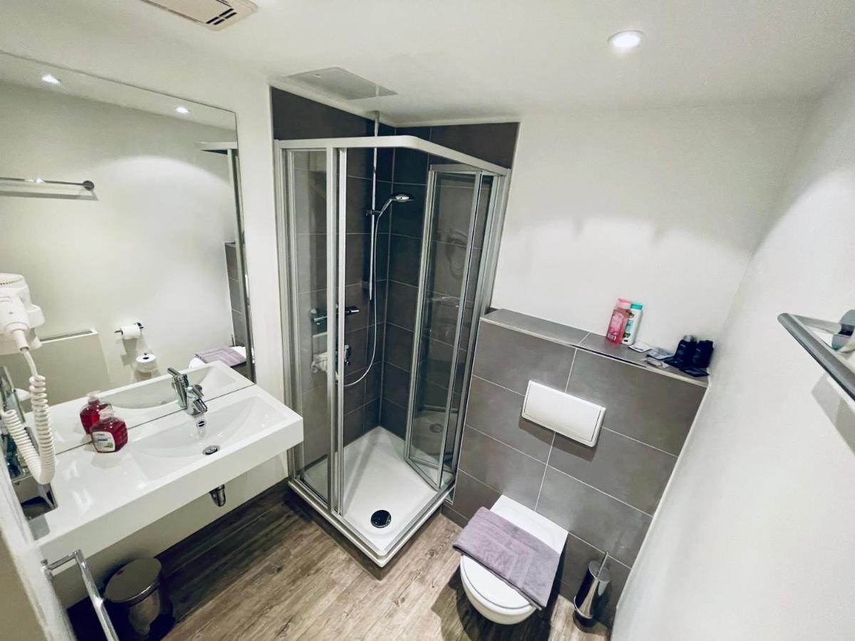 4* Boutique Zimmer Am Hafen + Oepnv & Tg