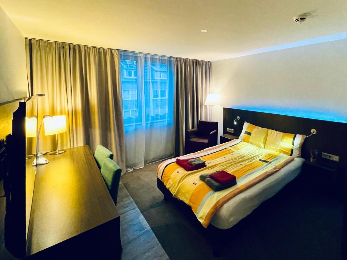 4* Boutique Zimmer Am Hafen + Oepnv & Tg *