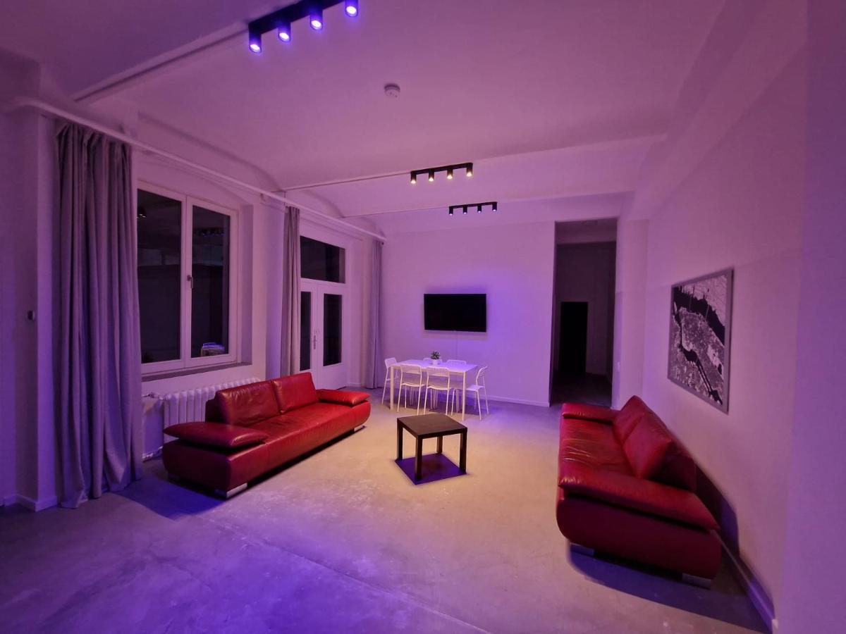Raj Living - 300m2 Loft With 7 - 15 Min Messe Dus & Old Town Dus Apartamento Düsseldorf