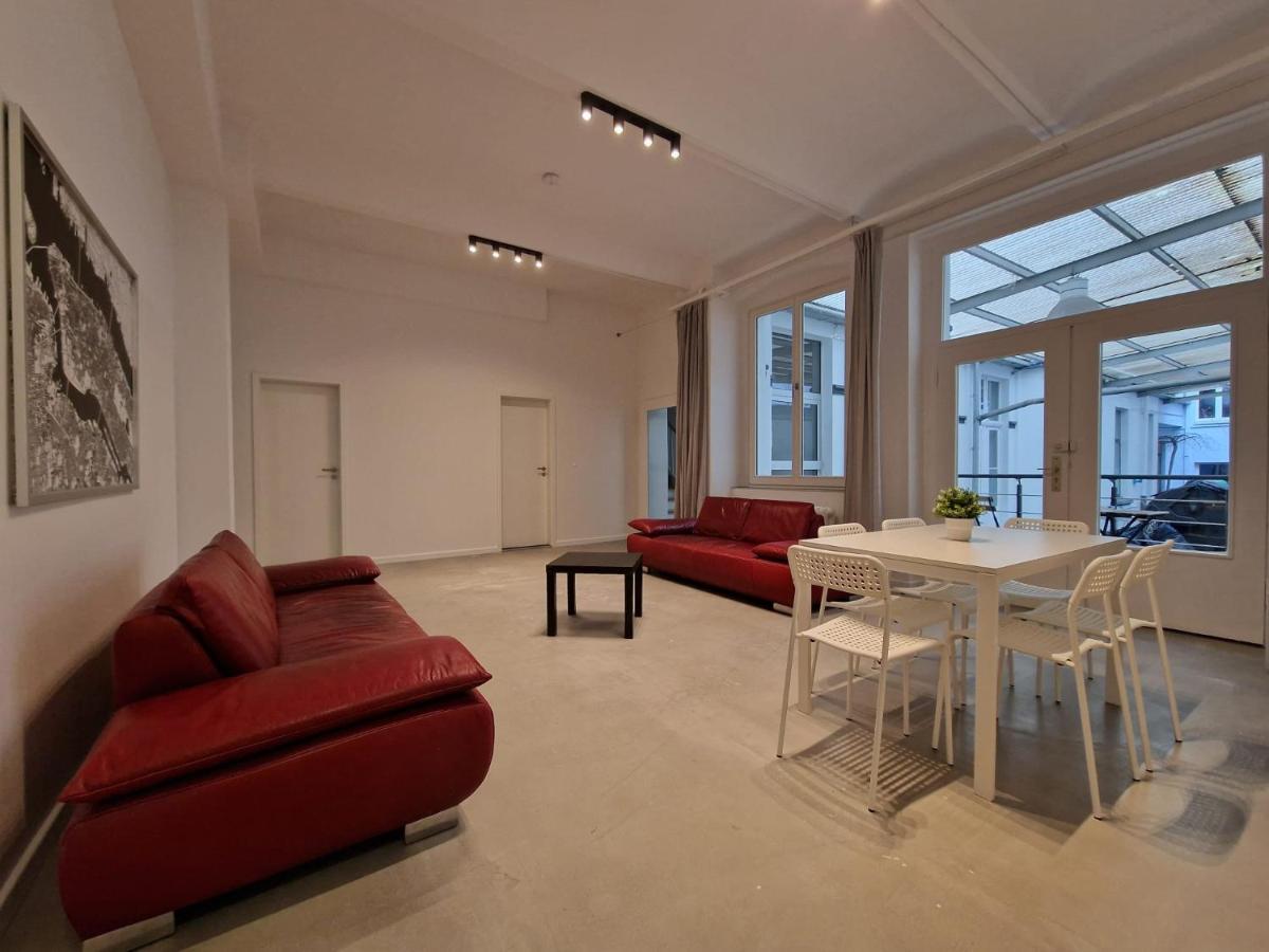 Raj Living - 300m2 Loft With 7 - 15 Min Messe Dus & Old Town Dus *