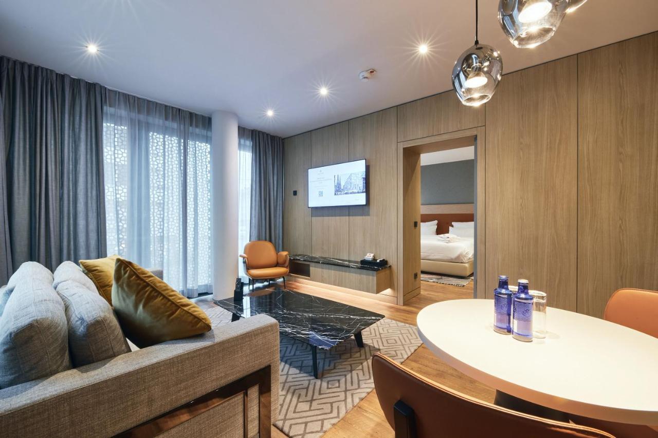Fourty Three Luxury Serviced Aparthotel 5*