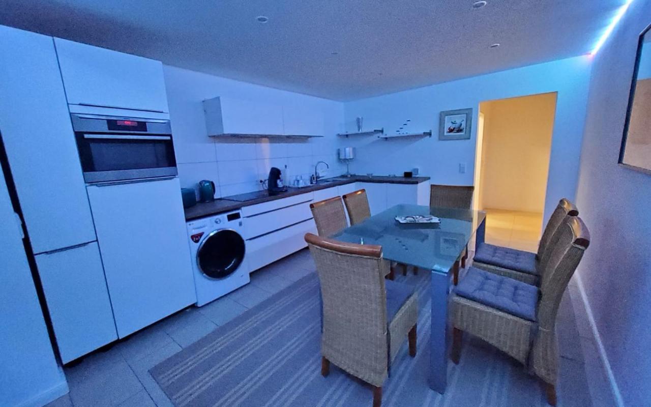 3 - Keine Party ! 6 Personen Apartment Dusseldorf