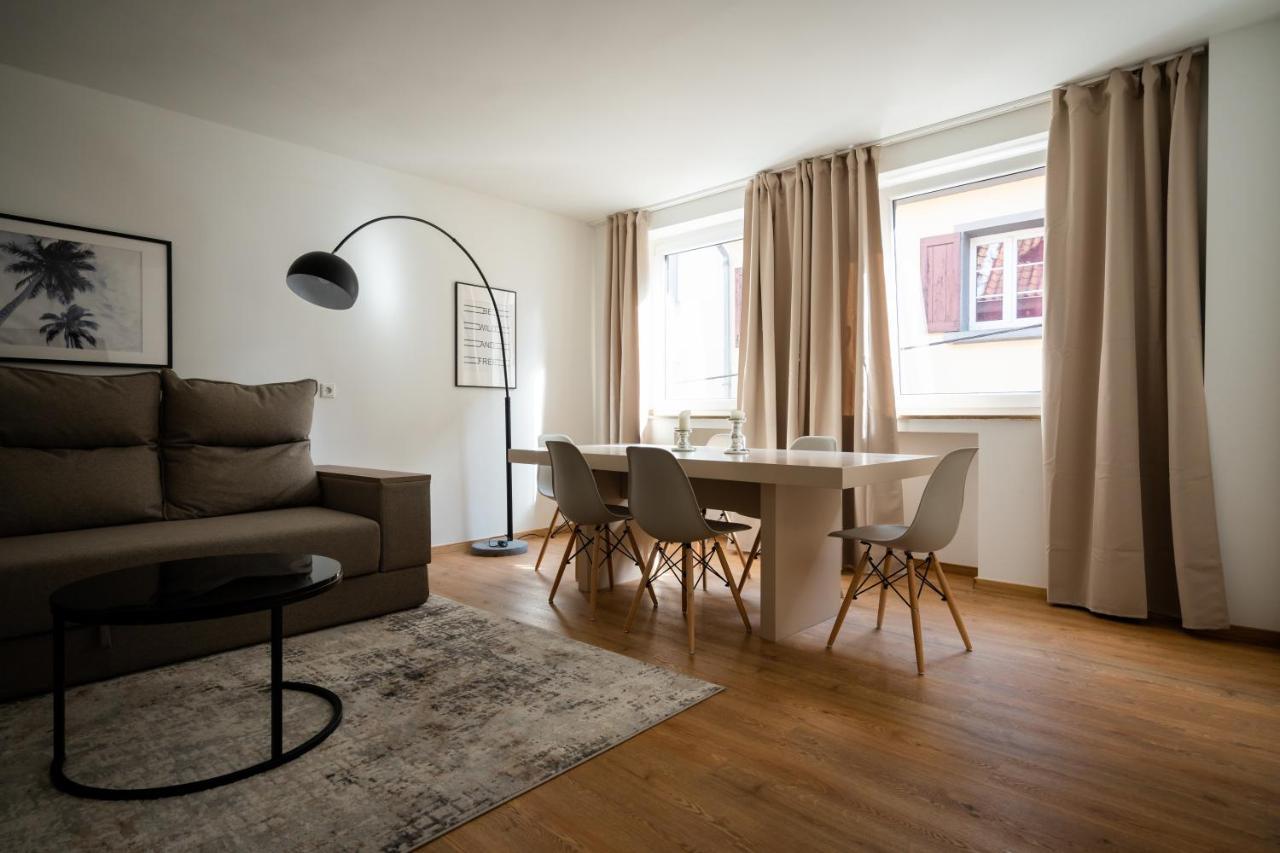 Old Town 2 Rooms/baths Apartamento *