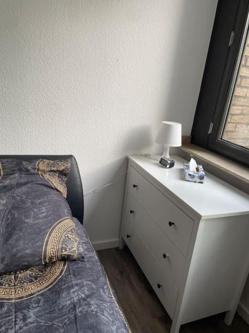 Gemutlich Und Moderne In Apartamento Düsseldorf