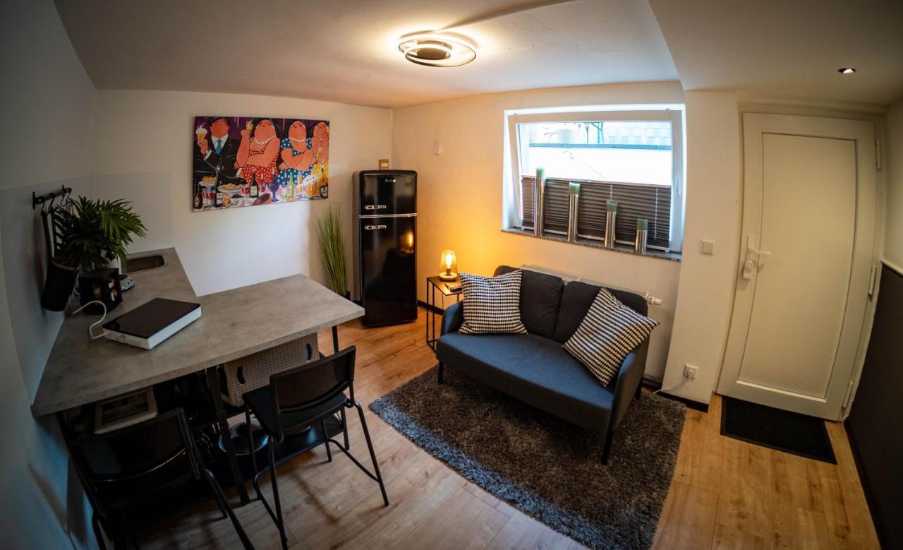 Appartement Gemuetliche 2-zimmer Souterrain Düsseldorf