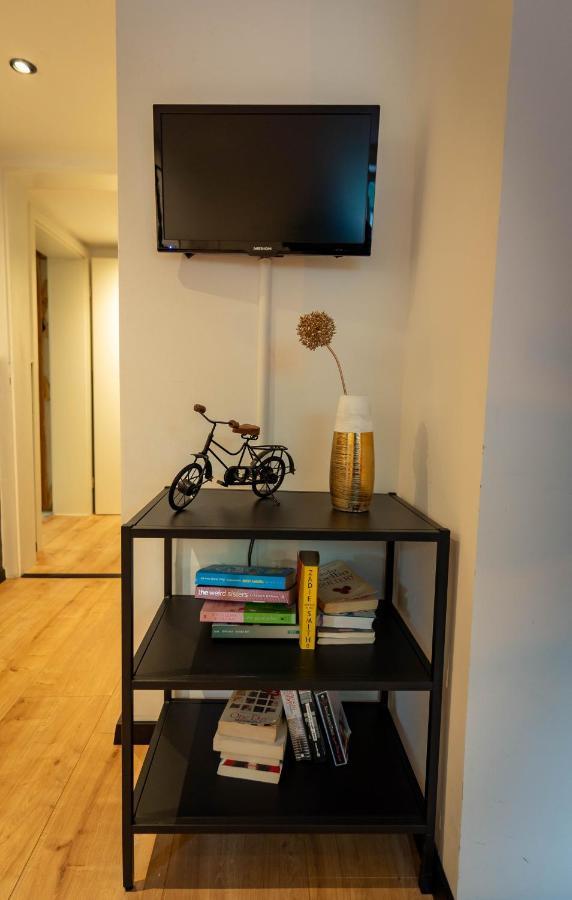 Gemuetliche 2-zimmer Souterrain Apartamento *