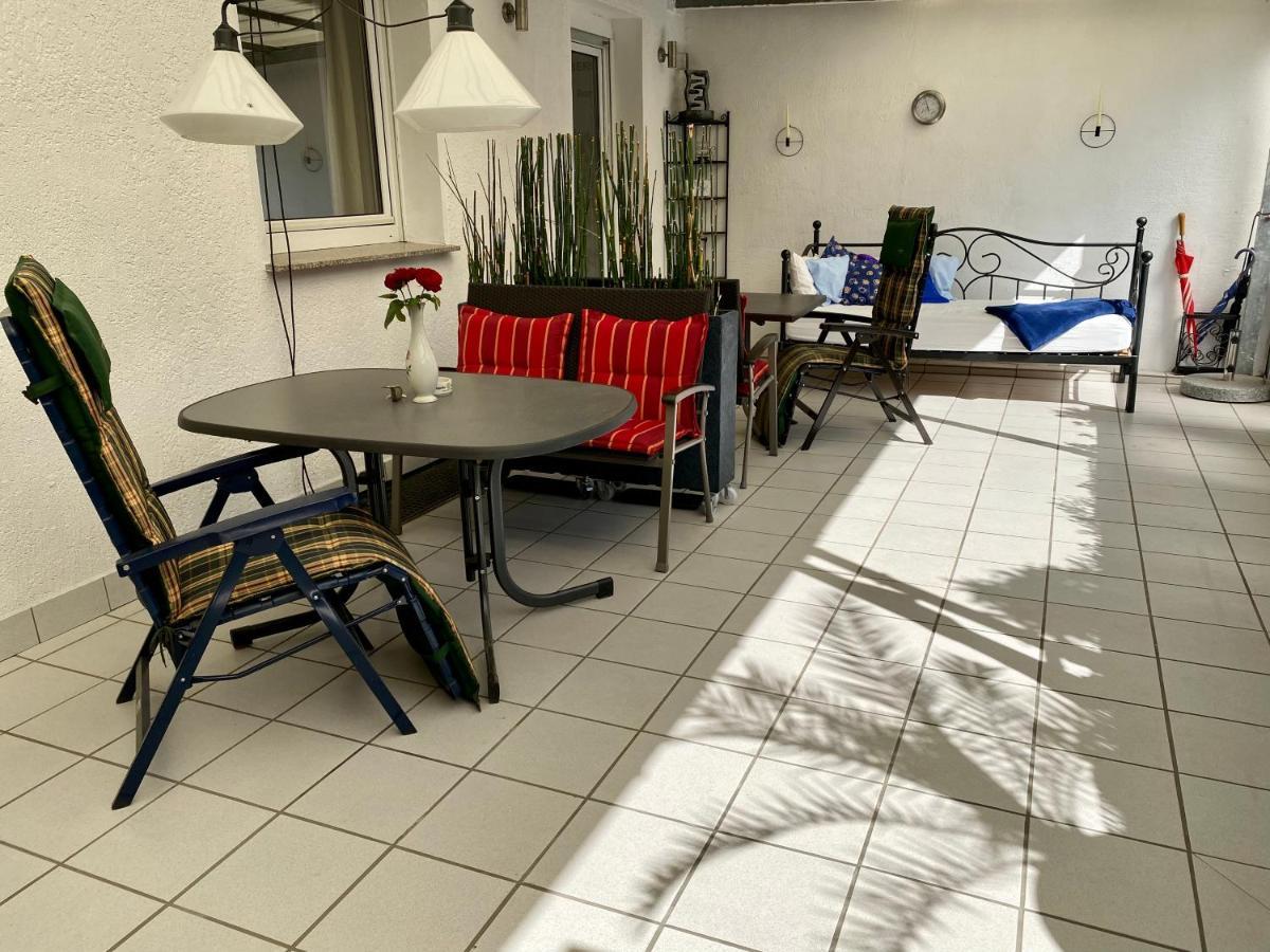 Home-rose-garden-gaestehaus Kontaktloser Zugang Guest house Dusseldorf