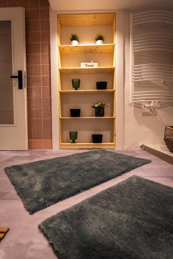 Appartement Gemuetliche 2-zimmer Souterrain Düsseldorf