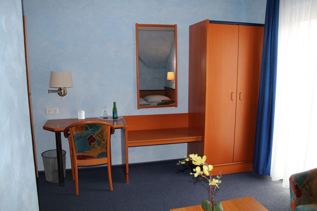 Hotel Rosenhof Dusseldorf