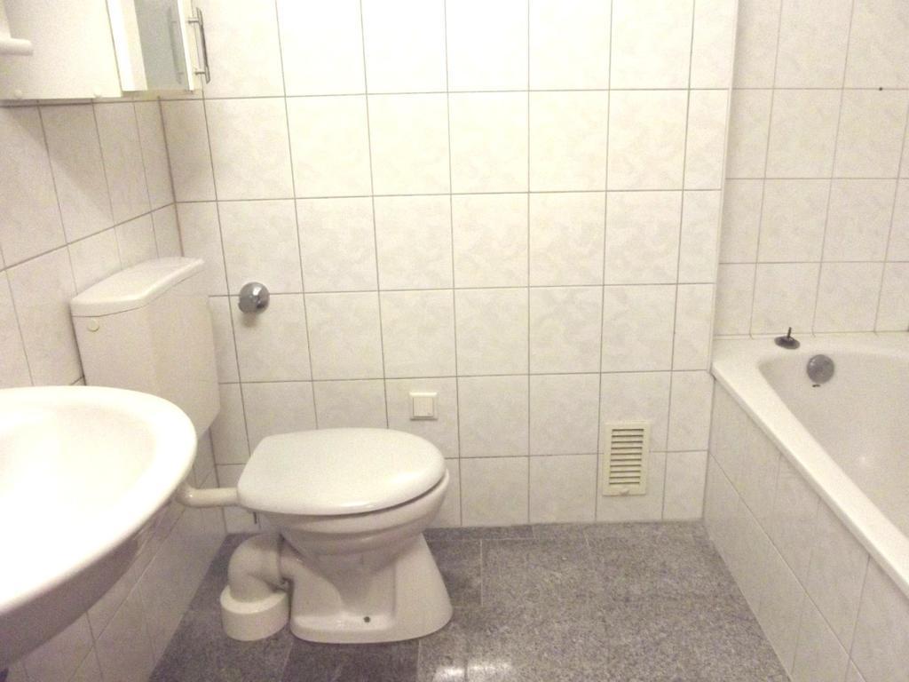 Apartment Mana
