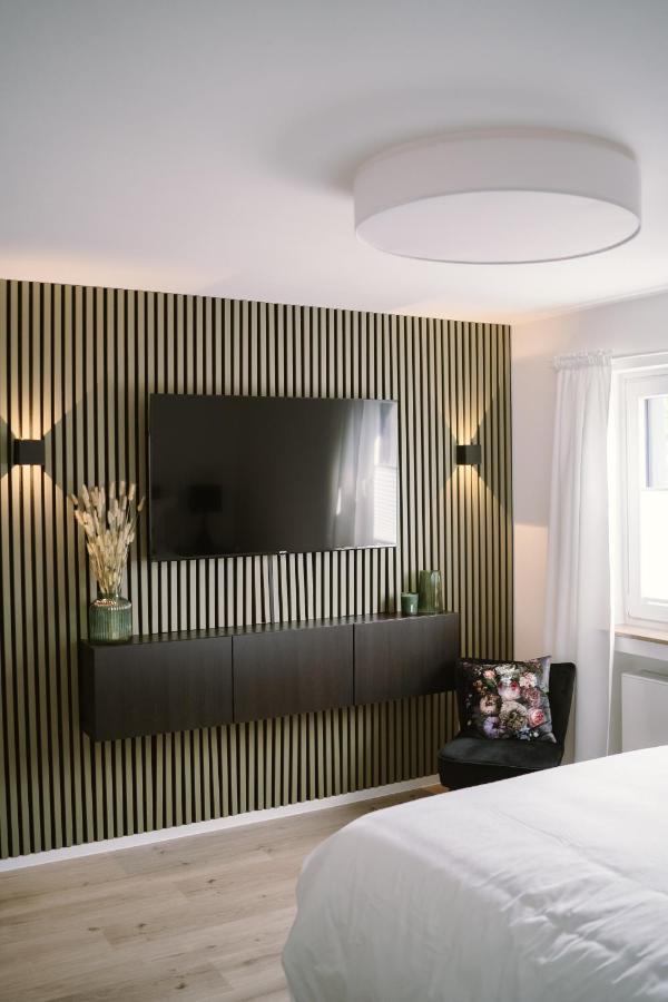 Flat First * Dusseldorf