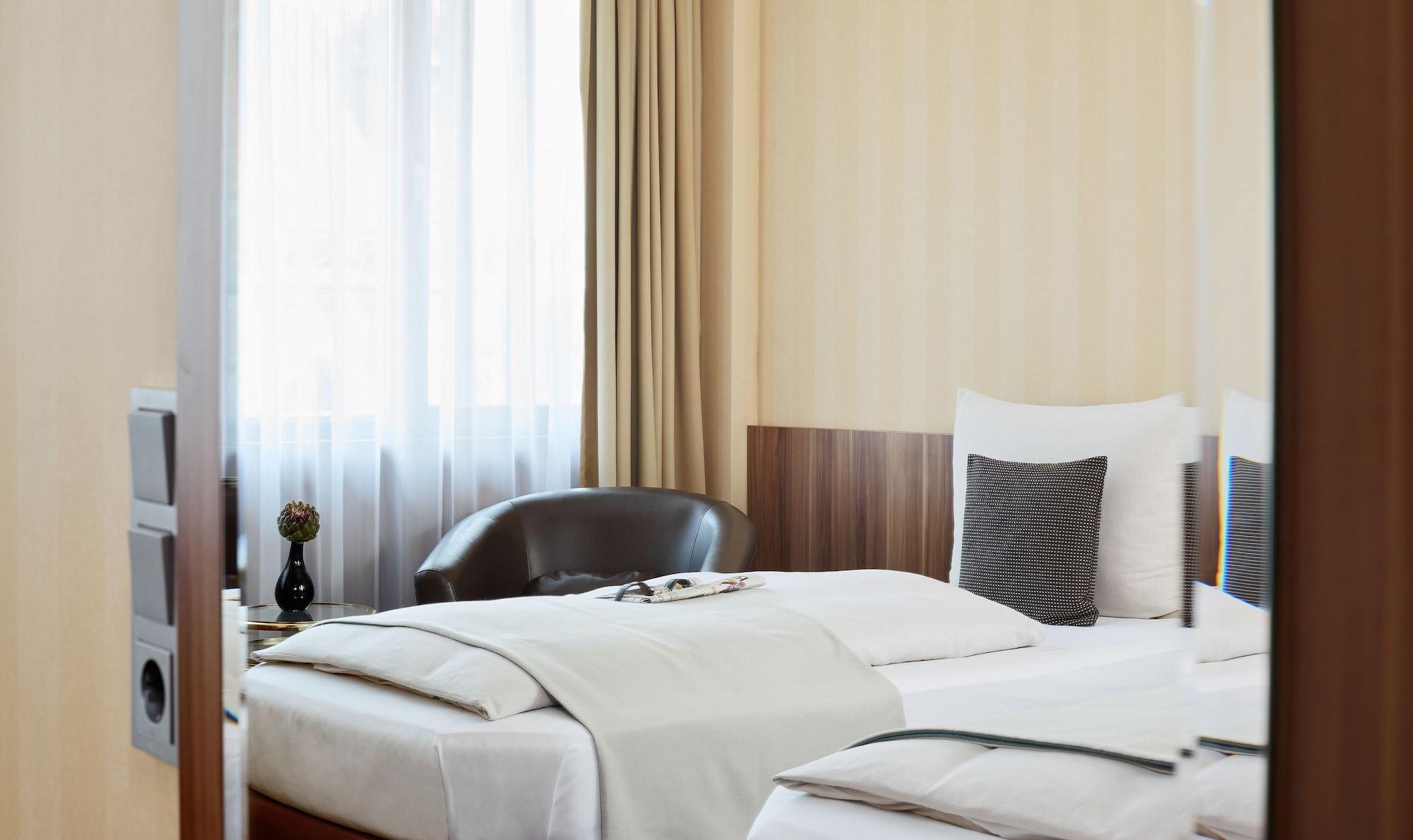 Hotel Living 4*