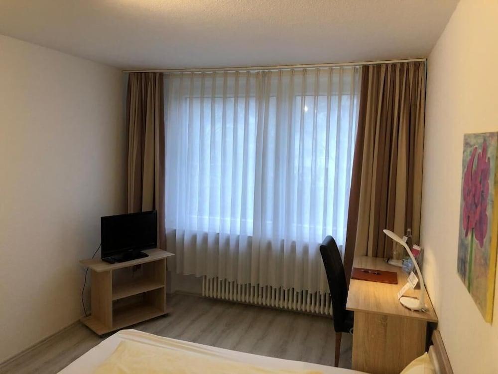 Haus Am Zoo 3*