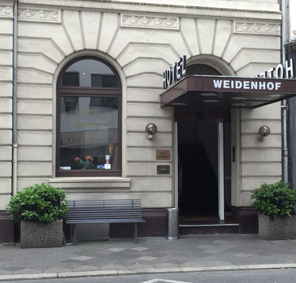 Weidenhof Hotel 3*