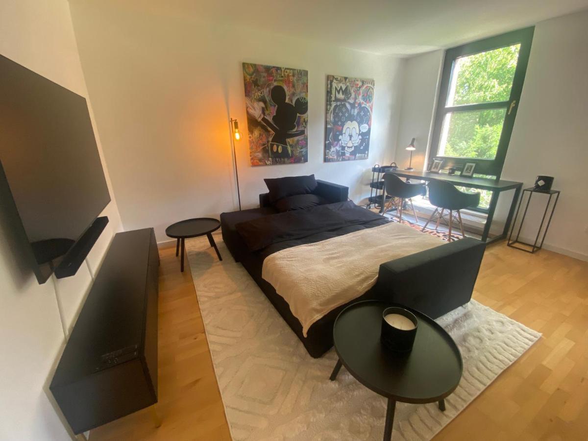 V & S Since 2023 Appartement Düsseldorf