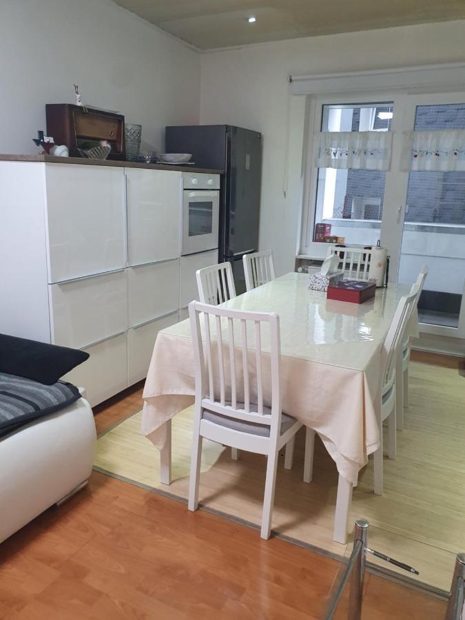 Nice Apartment Duesseldorf Central Apartamento Düsseldorf