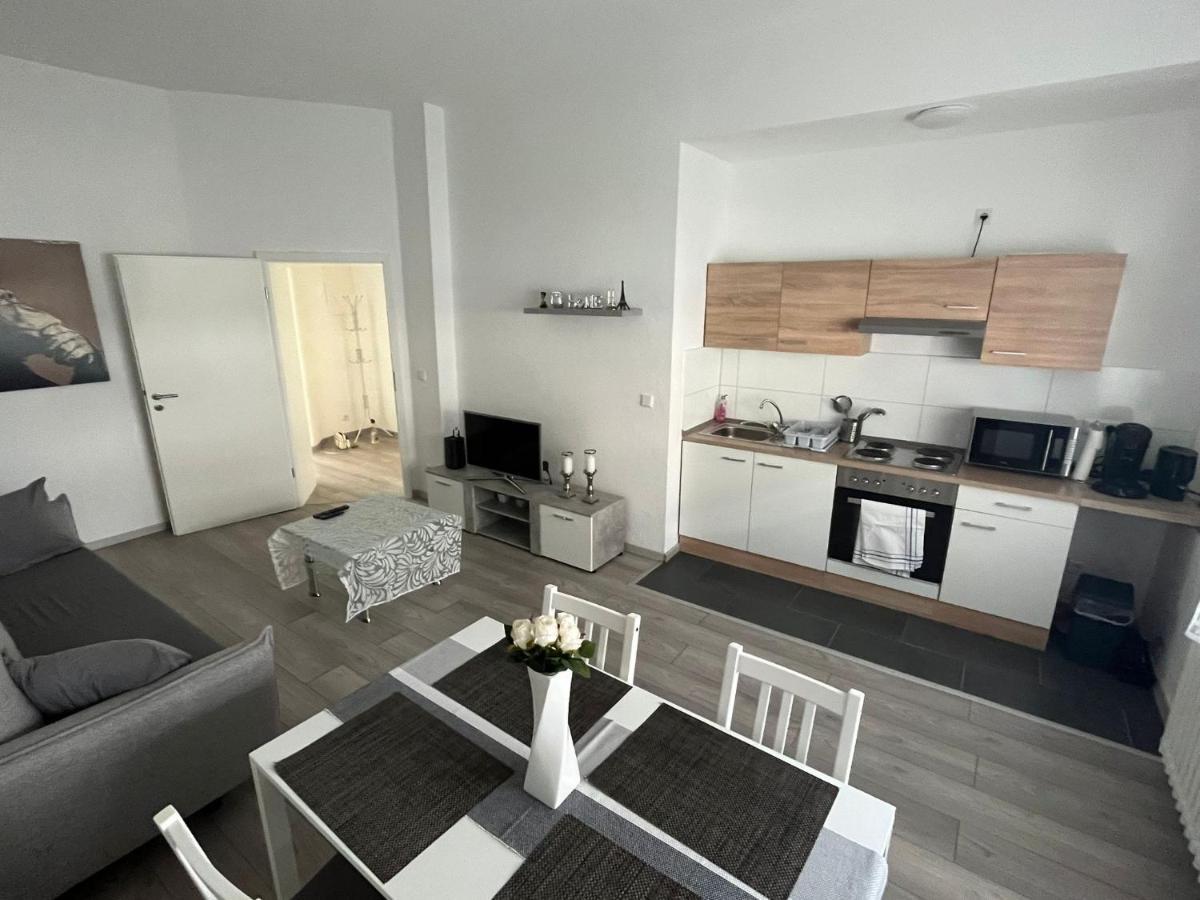 Zentrale 2 Zimmerwohnung *