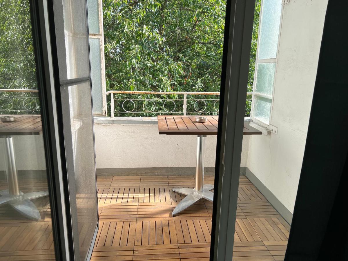 Mit Balkon Am Rhein Appartement