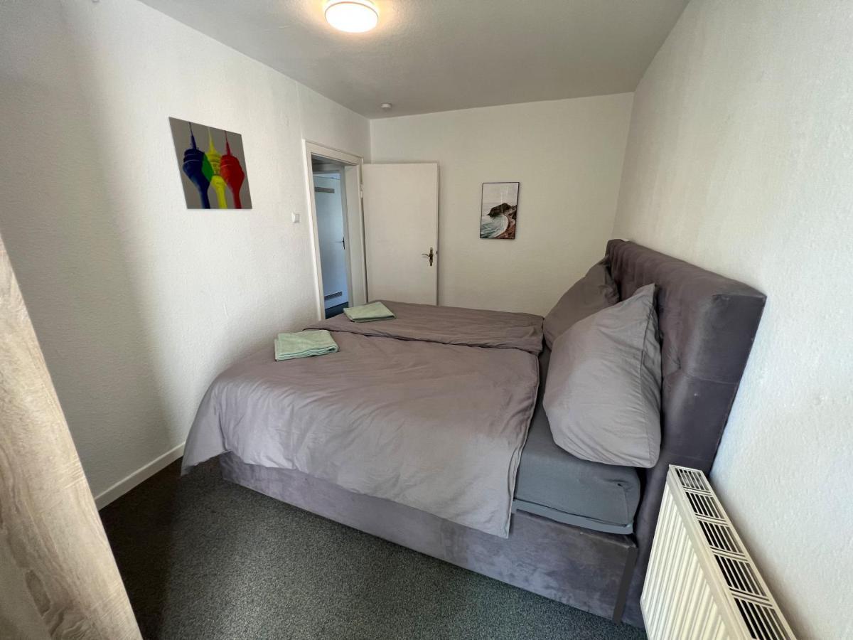 Appartement Mit Balkon Am Rhein