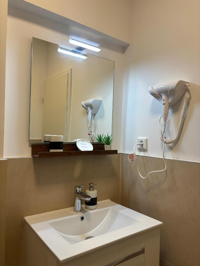 Homestay Lenti Duesseldorfer Apartment's *